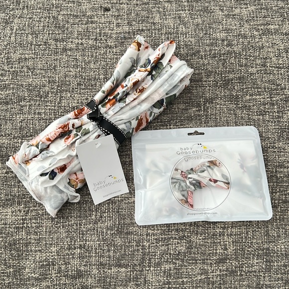 goosebumps Other - Goosebumps baby swaddle and headband